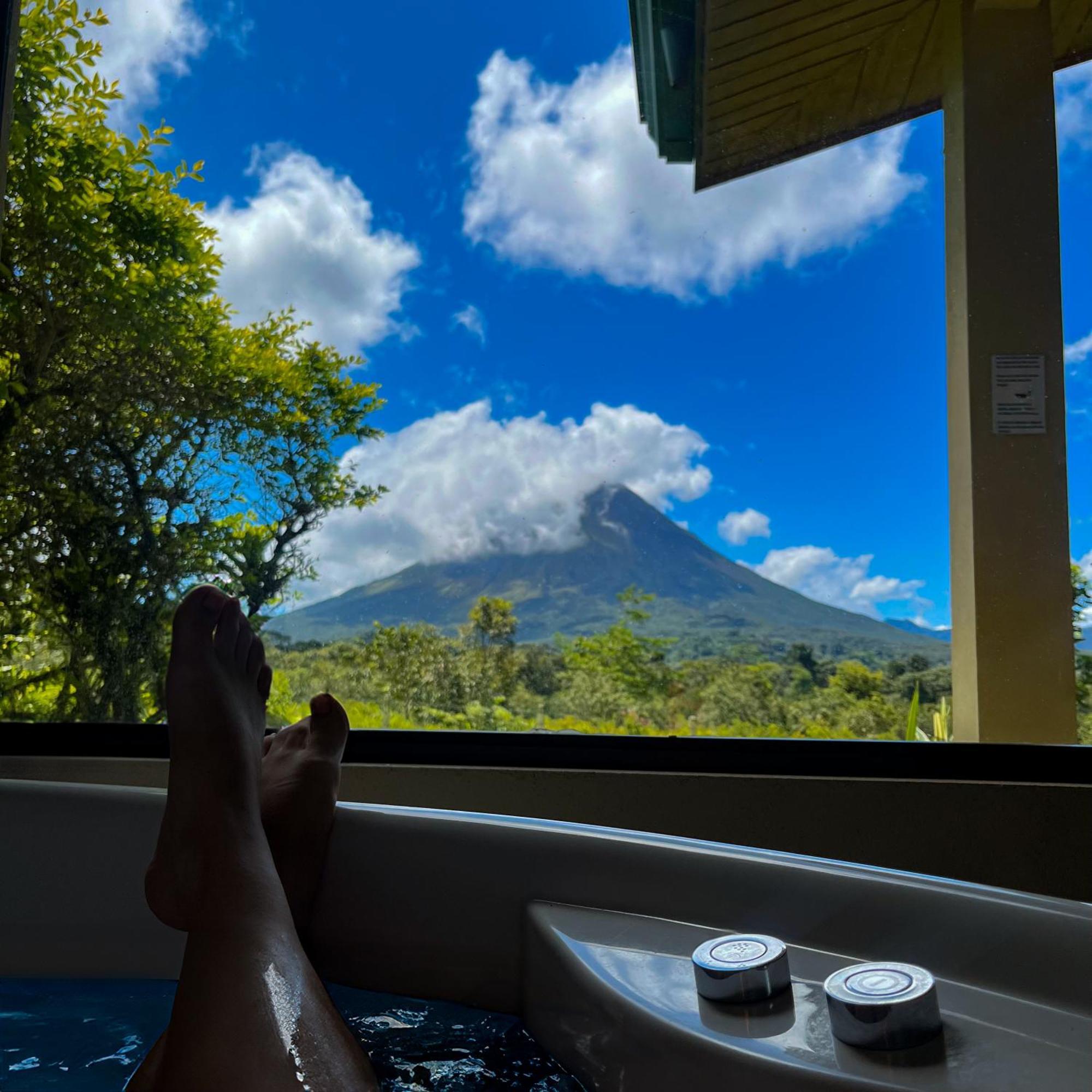Arenal Roca Suites La Fortuna Exterior foto